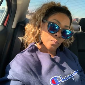 Meet your Posher, La dell